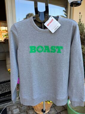 NWT Boast sweatshirt